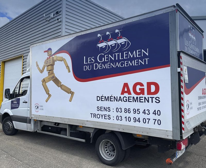 AGD-demenagement-services-location-camion